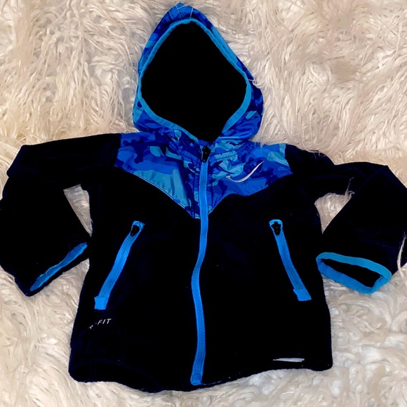Nike 2T jacket like new - Picture 2 of 4